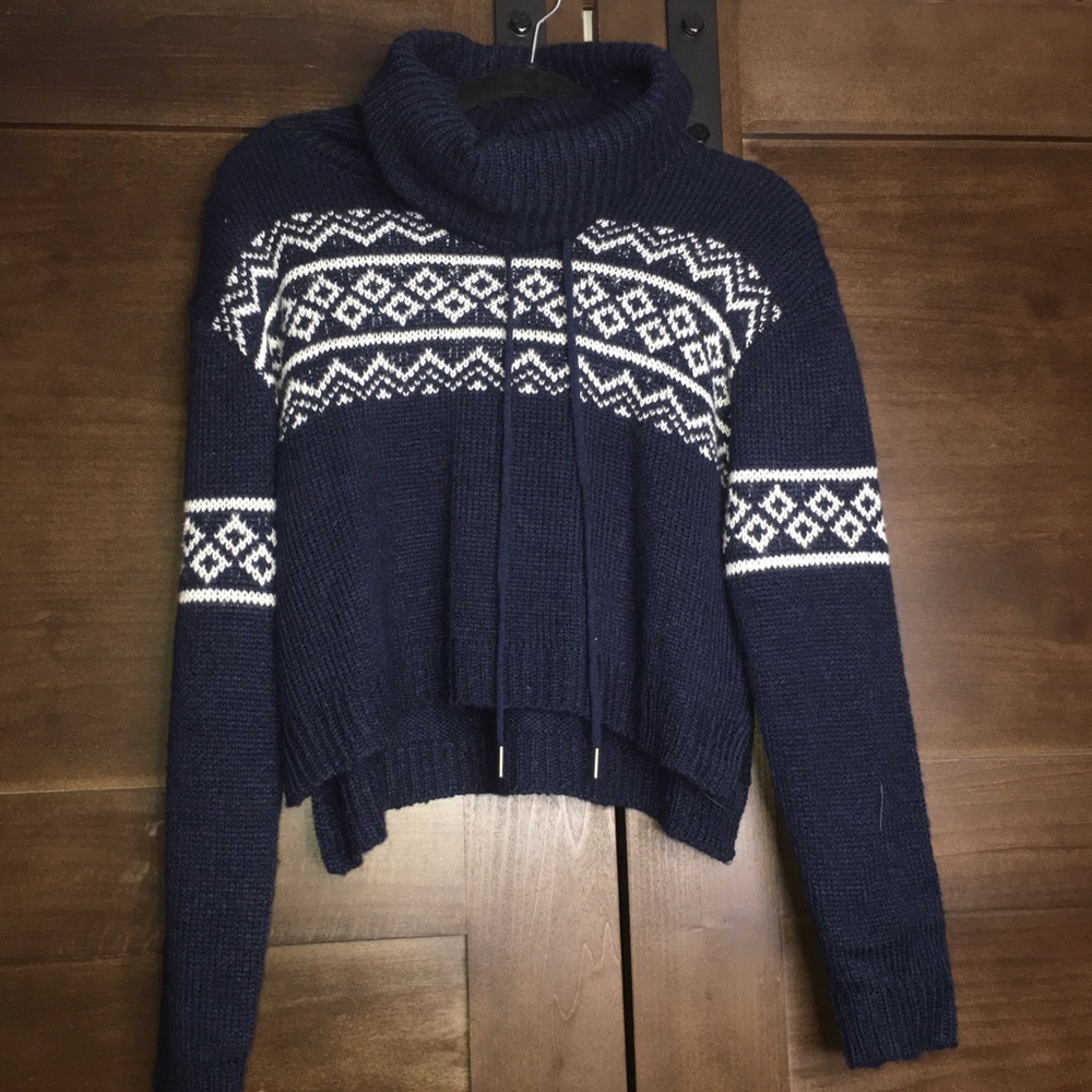 Cropped sweater! Size medium